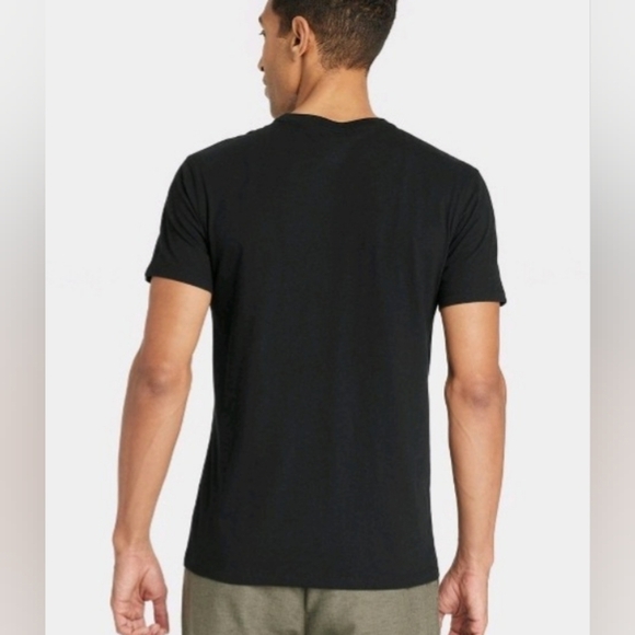 Goodfellow & Co. Mens Standard Fit Short Sleeve Crew Neck T-shirt, Black - Picture 2 of 3